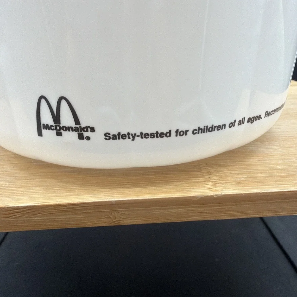 Vintage 1991 McDonald's Happy Medal Halloween Bucket - Ghost
